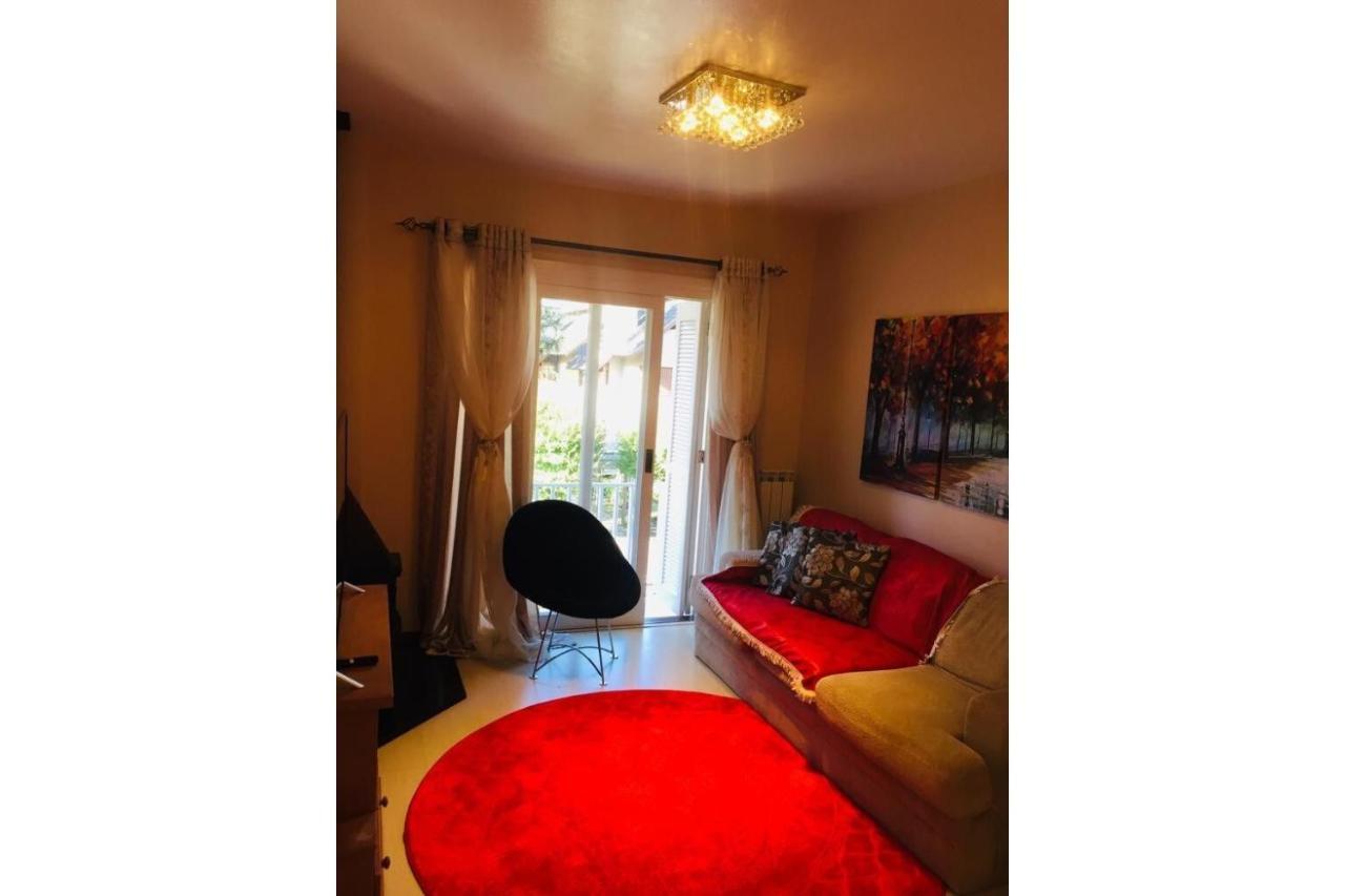 Apartamento Duplex De Gramado By Cia Da Temporada Eksteriør billede